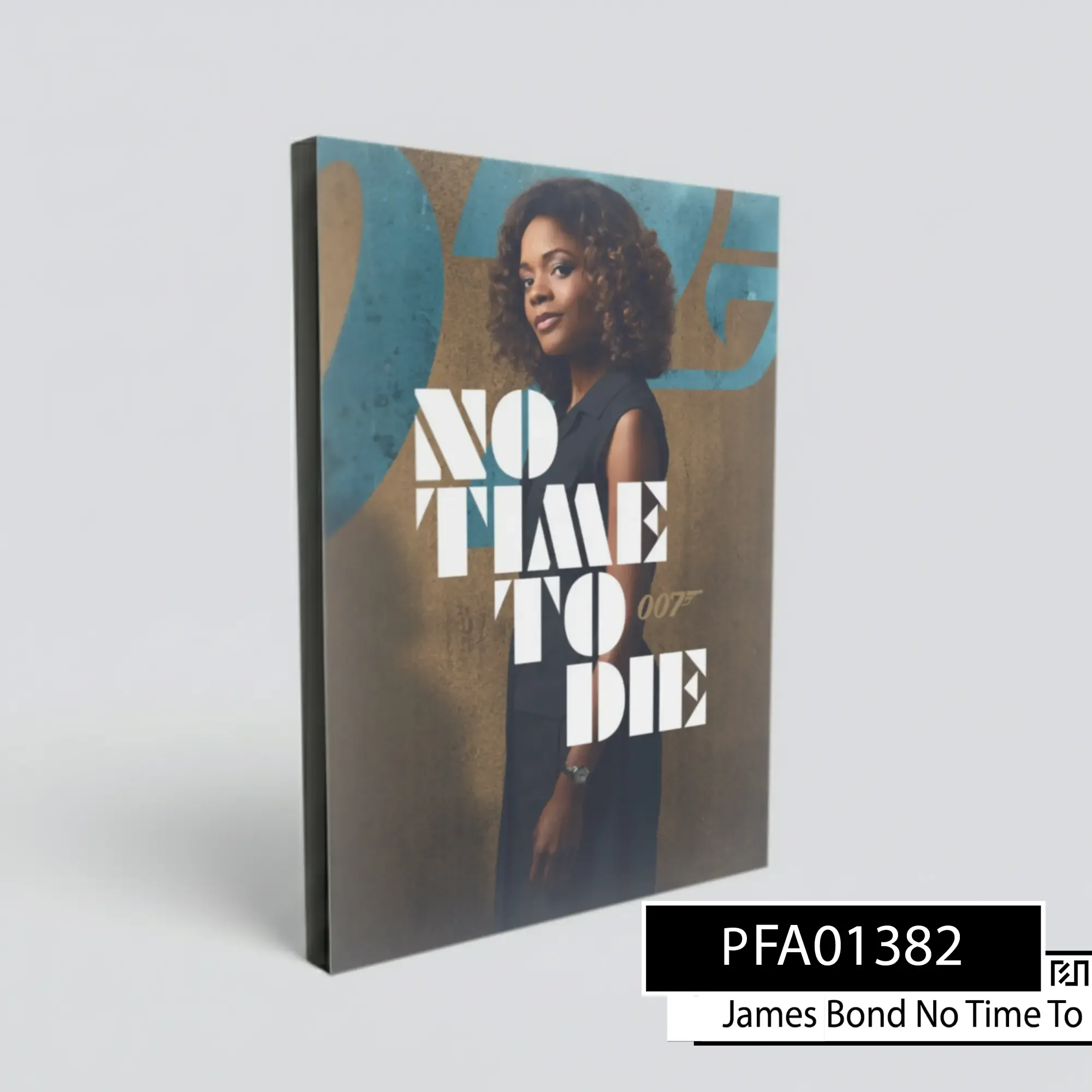 Poster Film James Bond No Time To Die - Naomie Harris