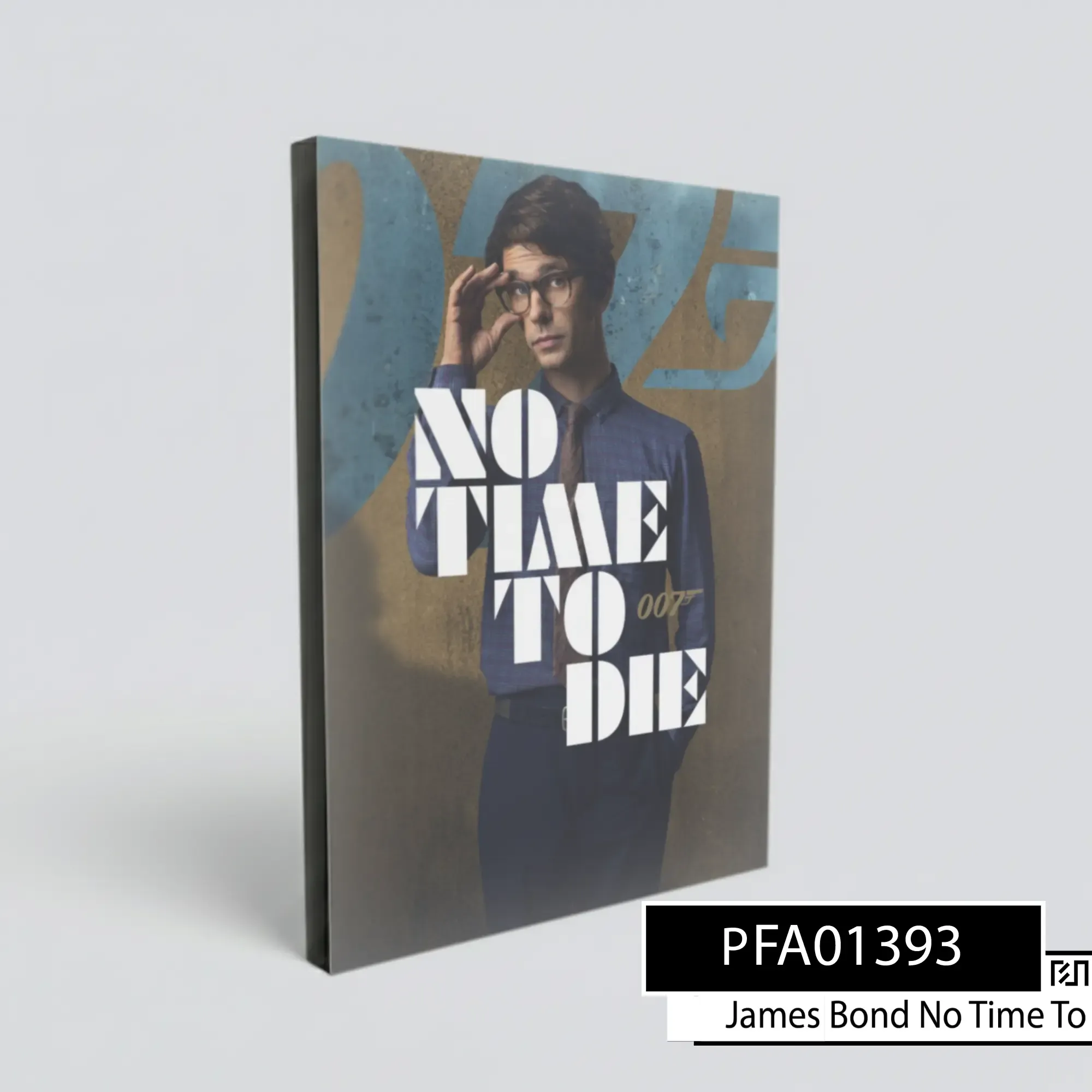 Poster Film James Bond No Time To Die Q