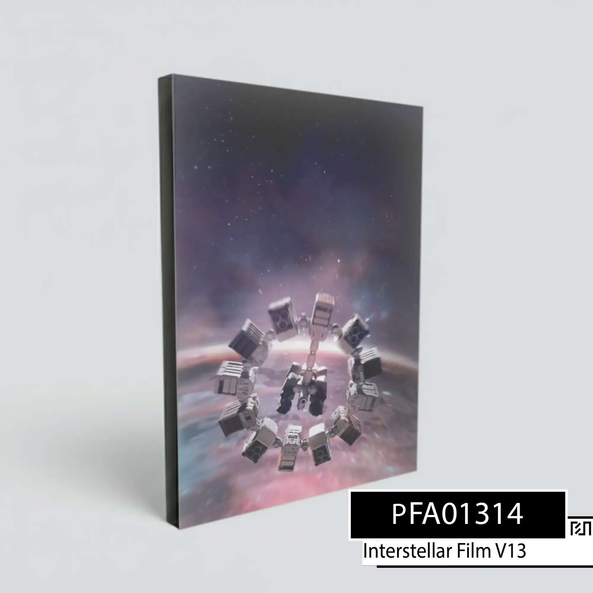 Poster poster Film Interstellar Ruang Angkasa