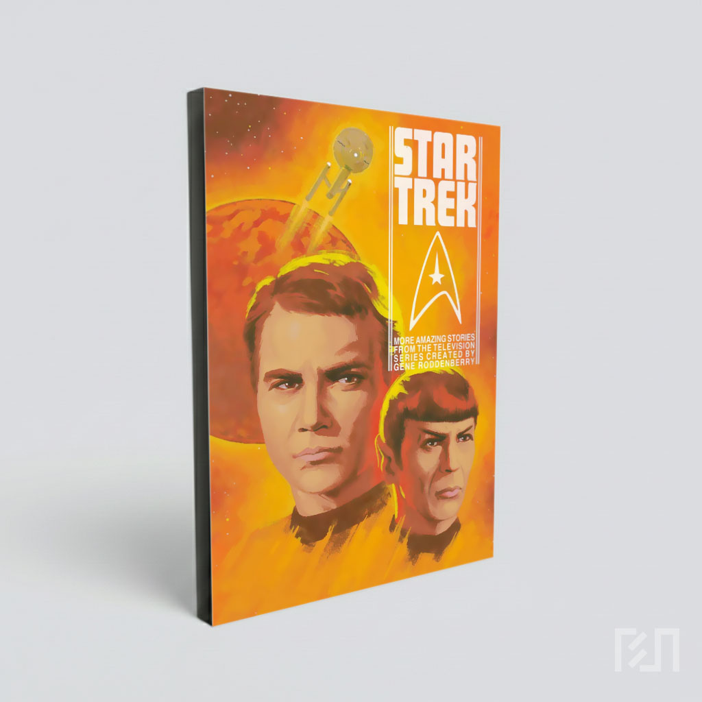 Poster Klasik Star Trek: Captain Kirk dan Spock
